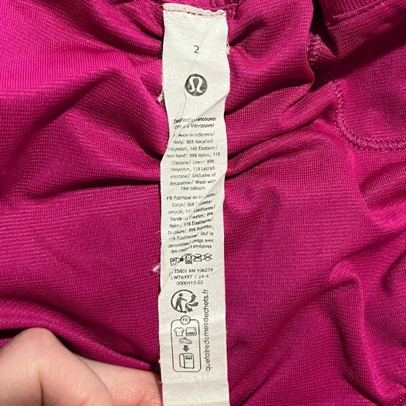 🦩Lululemon Size 2 Ripened Raspberry Hotty Hot High-Rise Lined Shorts (4” Inseam) - Picture 12 of 14